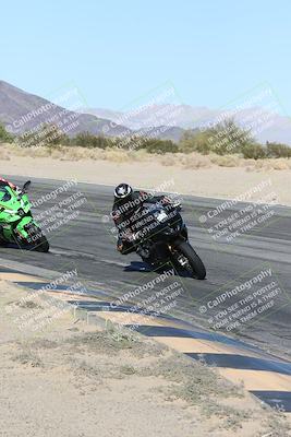 media/Dec-04-2025-Racers Edge (Thu) [[5ebc9f124d]]/3-B Group/7-Session 4 (Turn 10 Inside)/